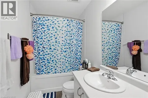 23 Severino Circle Smithville ON L0R 2A0
