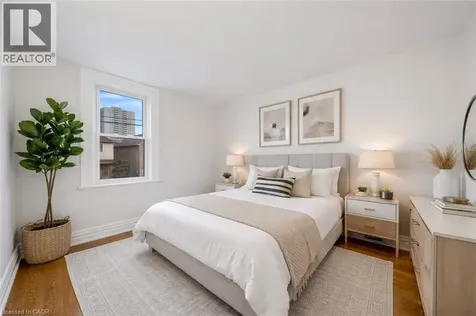73 Peter Street Hamilton ON L8R 1T4