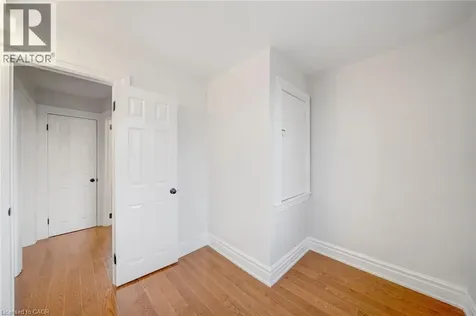 73 Peter Street Hamilton ON L8R 1T4