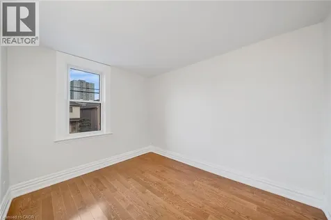 73 Peter Street Hamilton ON L8R 1T4