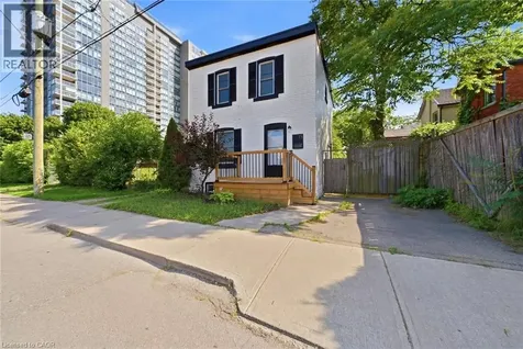 73 Peter Street Hamilton ON L8R 1T4
