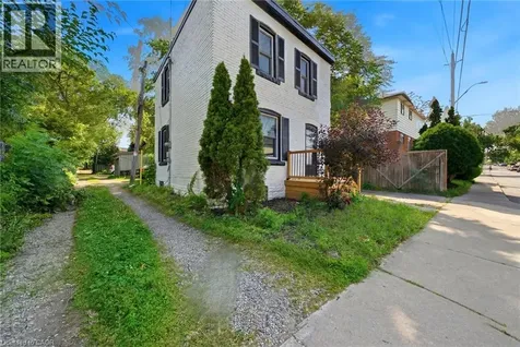 73 Peter Street Hamilton ON L8R 1T4
