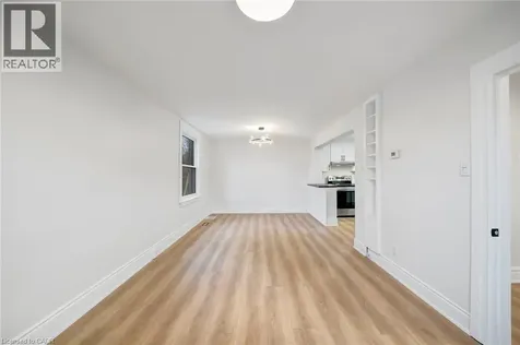 73 Peter Street Hamilton ON L8R 1T4