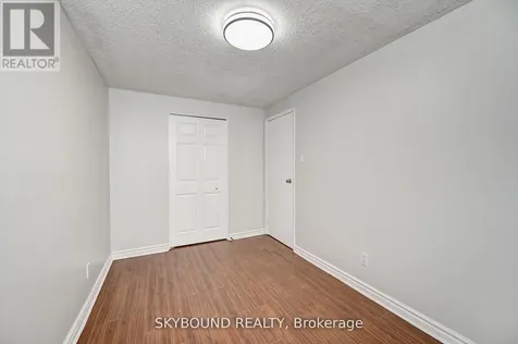 48 Cluthe Crescent Kitchener ON N2P 1M8