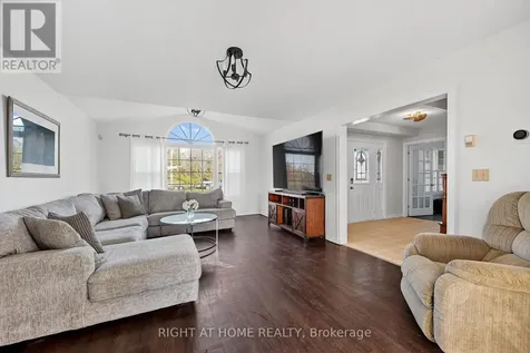 8 Talbot Road Haldimand ON N0A 1C0