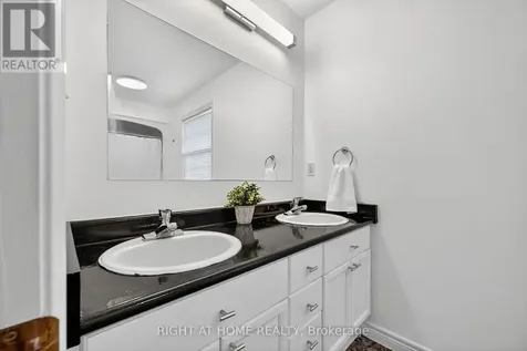 8 Talbot Road Haldimand ON N0A 1C0