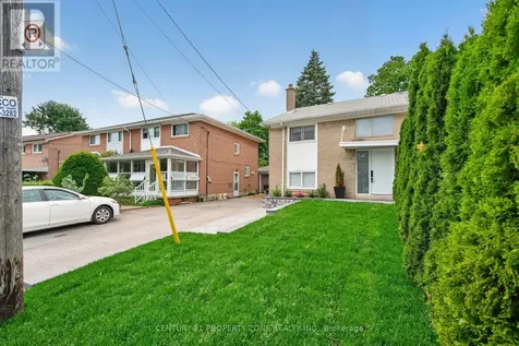 121 Saint Lucie Drive Toronto (humbermede) ON M9M 1T4