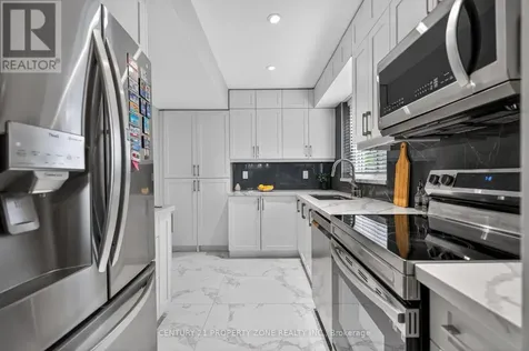 121 Saint Lucie Drive Toronto (humbermede) ON M9M 1T4