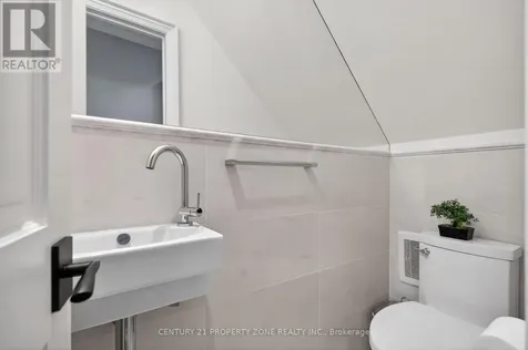 121 Saint Lucie Drive Toronto (humbermede) ON M9M 1T4