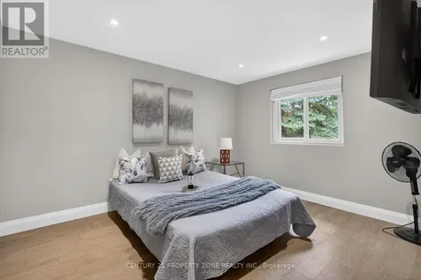 121 Saint Lucie Drive Toronto (humbermede) ON M9M 1T4