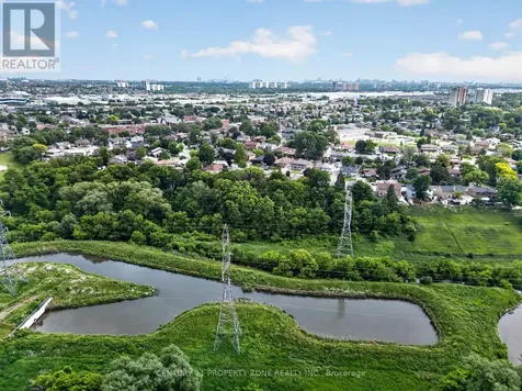 121 Saint Lucie Drive Toronto (humbermede) ON M9M 1T4