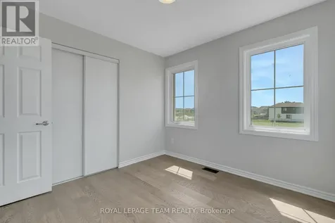 133 Celestial Grove Ottawa ON K2J 6S8