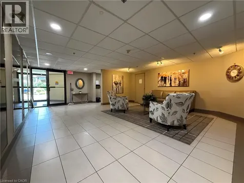688 Preston Parkway Cambridge ON N3H 5K6