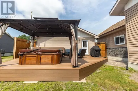 532 Wood Street Espanola ON P5E 1M4
