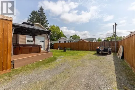 532 Wood Street Espanola ON P5E 1M4