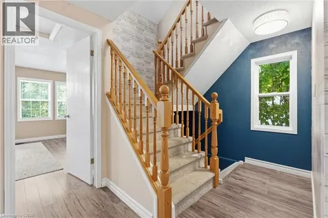 128 Houghton Street Cambridge ON N1C 4L3