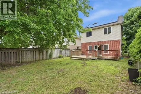 128 Houghton Street Cambridge ON N1C 4L3