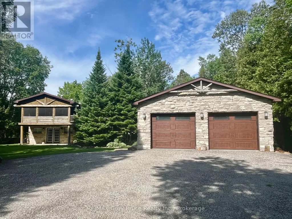 1535 15 Sideroad South Bruce Peninsula ON N0H 2T0