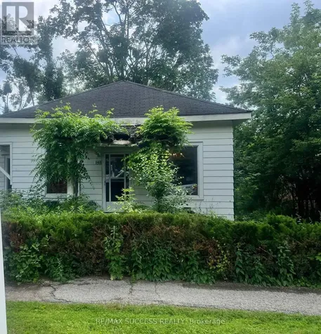 243 Harvey Street West Orillia ON L3V 3M5