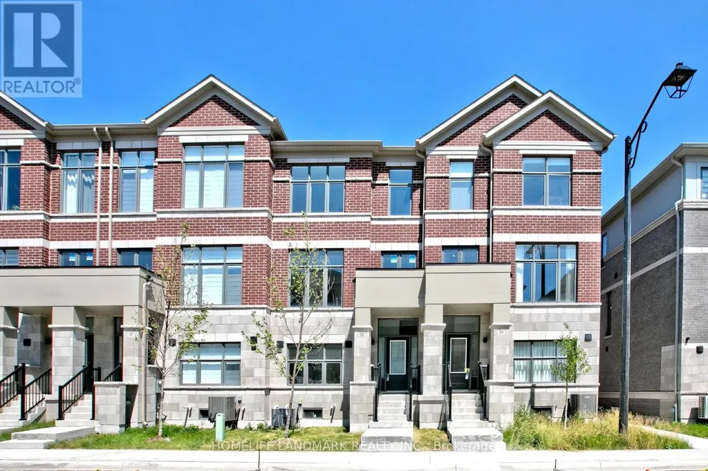 33 Kahshe Lane Richmond Hill ON L4S 0N7