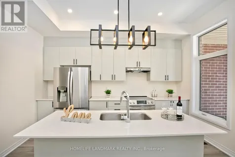 33 Kahshe Lane Richmond Hill ON L4S 0N7