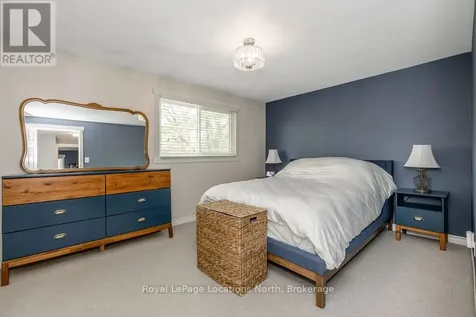 493 Ontario Street Collingwood ON L9Y 4B9