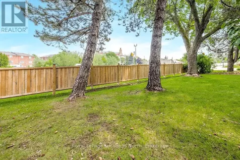 493 Ontario Street Collingwood ON L9Y 4B9