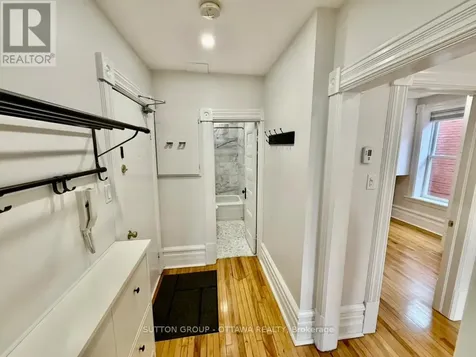 149 St Andrew Street Ottawa ON K1N 5G3