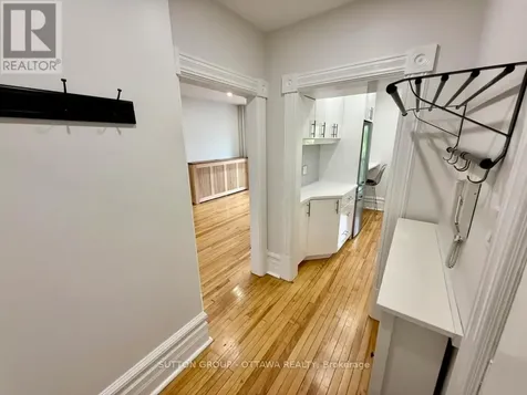149 St Andrew Street Ottawa ON K1N 5G3