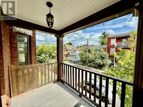 149 St Andrew Street Ottawa ON K1N 5G3