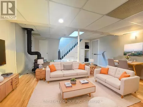 45 Grady Crescent Ottawa ON K2H 5S2