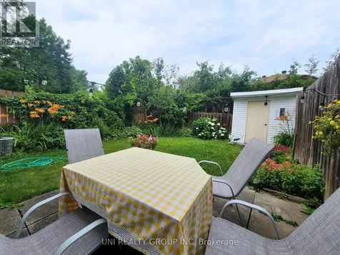 45 Grady Crescent Ottawa ON K2H 5S2