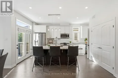 541 Bryce Place Ottawa ON K2S 0N2
