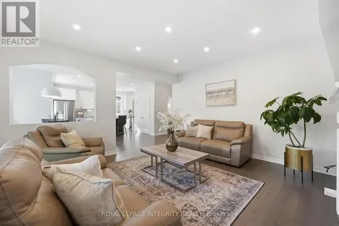 541 Bryce Place Ottawa ON K2S 0N2