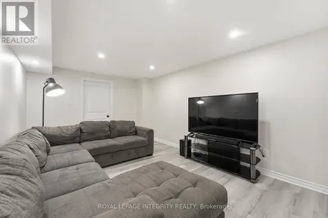 541 Bryce Place Ottawa ON K2S 0N2
