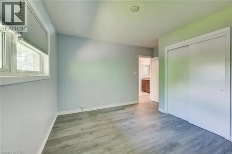 139 Elgin Crescent Waterloo ON N2J 2S5