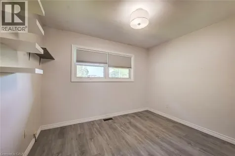 139 Elgin Crescent Waterloo ON N2J 2S5