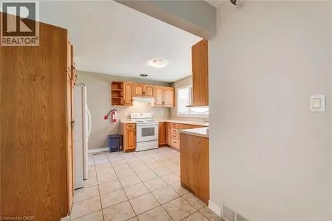 139 Elgin Crescent Waterloo ON N2J 2S5