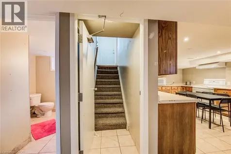 139 Elgin Crescent Waterloo ON N2J 2S5