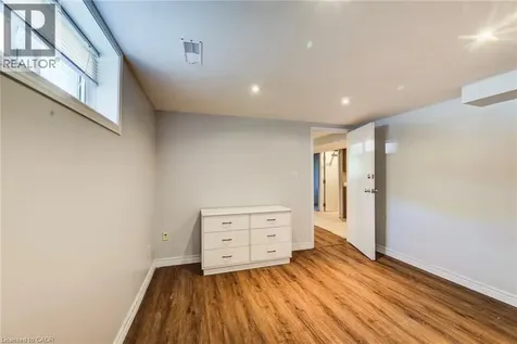 139 Elgin Crescent Waterloo ON N2J 2S5