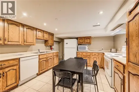 139 Elgin Crescent Waterloo ON N2J 2S5