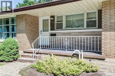 139 Elgin Crescent Waterloo ON N2J 2S5