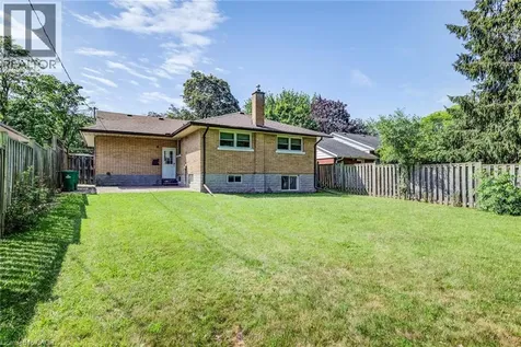 139 Elgin Crescent Waterloo ON N2J 2S5