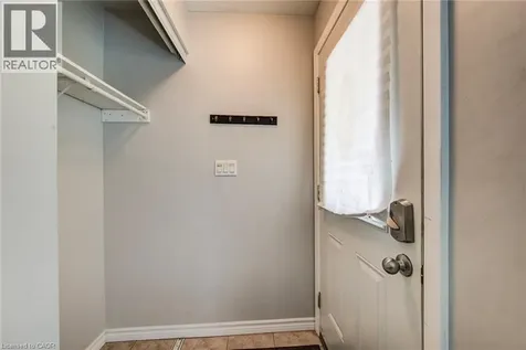 139 Elgin Crescent Waterloo ON N2J 2S5