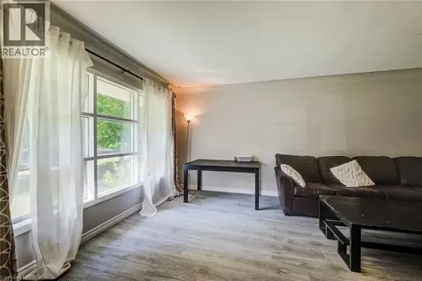 139 Elgin Crescent Waterloo ON N2J 2S5