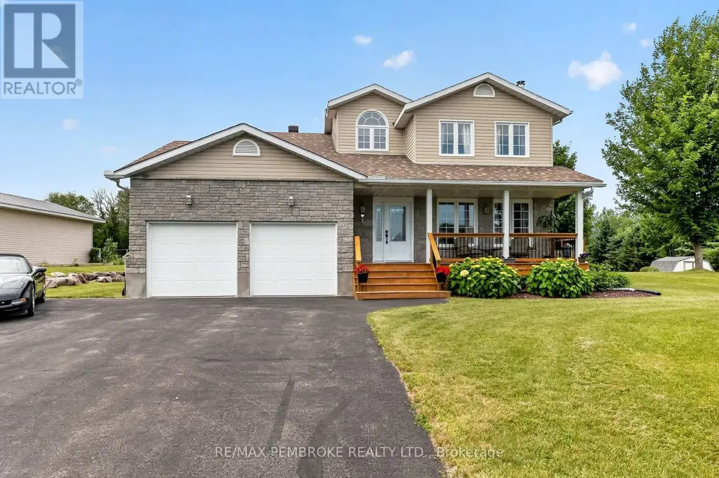 9 Heron Drive Laurentian Valley ON K8A 8N8