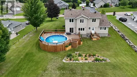 9 Heron Drive Laurentian Valley ON K8A 8N8