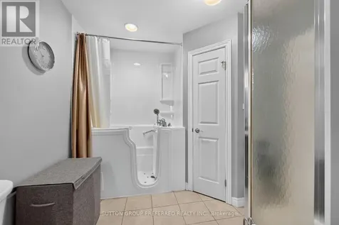 20 Windemere Place St. Thomas ON N5R 6H6