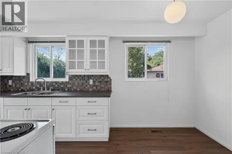 5051 Brady Avenue Burlington ON L7L 3X5