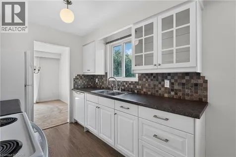 5051 Brady Avenue Burlington ON L7L 3X5